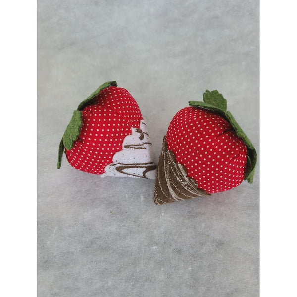 Dreamcat  Strawberry - Chocolate  Catnip Toy